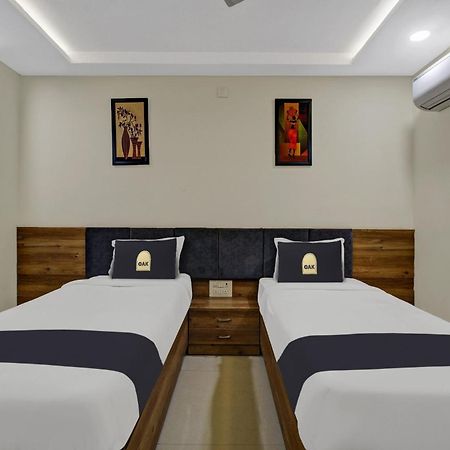 Collection O Hotel Swagath Pride Mancherāl Eksteriør billede